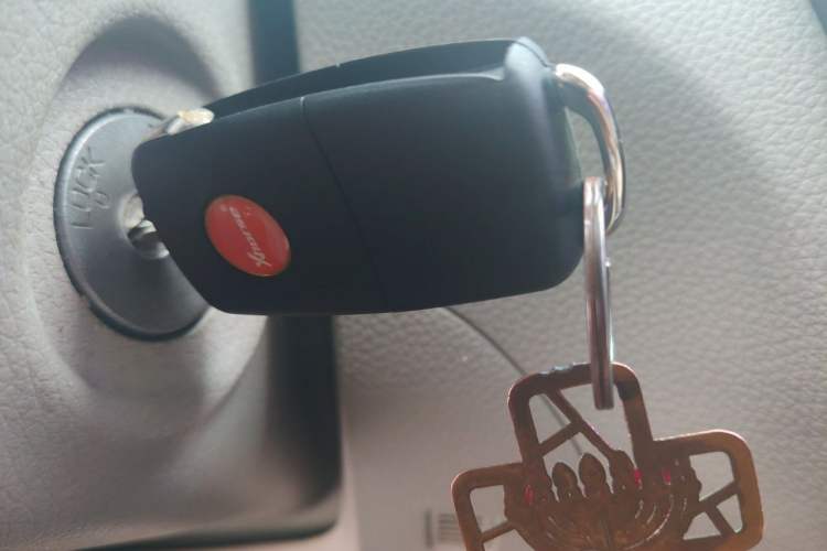 Used Nissan Tiida 2011 1.6L CVT Comfort Model Vehicle Key