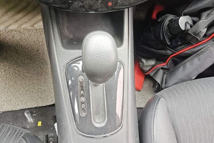 Used Nissan Tiida 2012 1.6T GTS Speedy Limited Edition Gear Lever