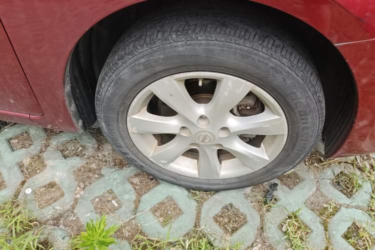Used Nissan Tiida 2012 1.6T GTS Speedy Limited Edition Right Front Wheel Hub