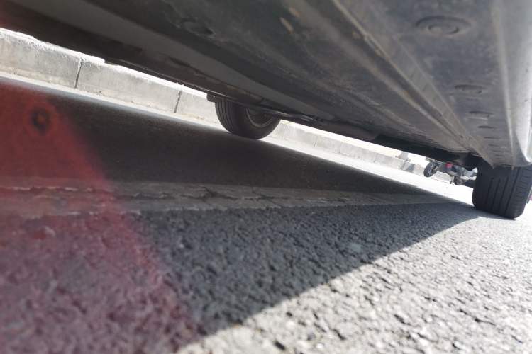 Used Nissan Tiida 2013 1.6L CVT Cool Cafe Edition Chassis Front Left