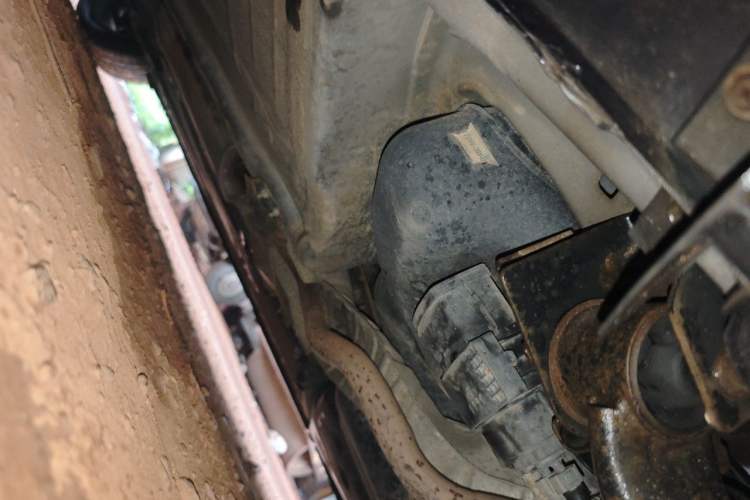 Used Nissan Tiida 2013 1.6L CVT Cool Cafe Edition Chassis Rear Left