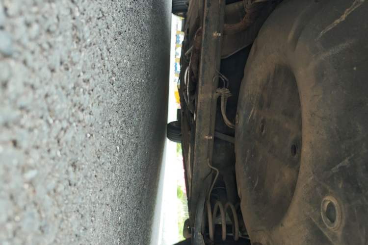 Used Nissan Tiida 2013 1.6L CVT Cool Cafe Edition Chassis Rear
