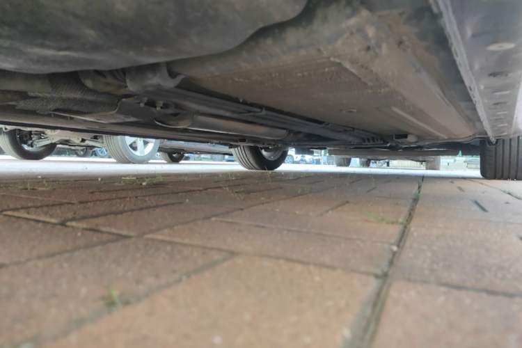 Used Nissan Tiida 2013 1.6L CVT Cool Cafe Edition Chassis Rear Right