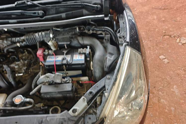 Used Nissan Tiida 2013 1.6L CVT Cool Cafe Edition Engine Bay Left