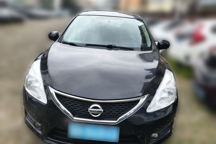 Used Nissan Tiida 2013 1.6L CVT Cool Cafe Edition Front