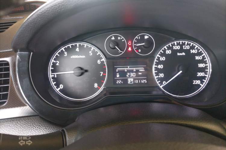Used Nissan Tiida 2013 1.6L CVT Cool Cafe Edition Instrument Cluster