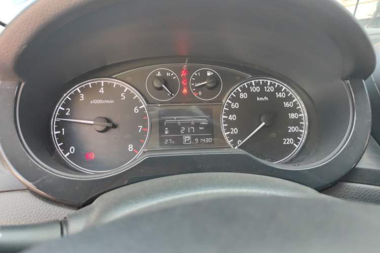 Used Nissan Tiida 2013 1.6L CVT Cool Cafe Edition Instrument Cluster