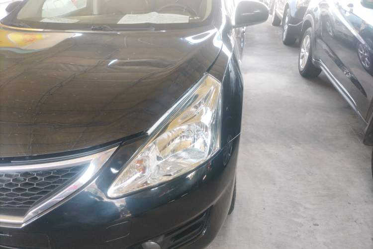 Used Nissan Tiida 2013 1.6L CVT Cool Cafe Edition Left Front Headlight