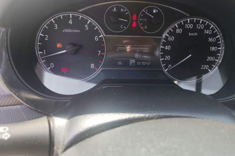 Used Nissan Tiida 2013 1.6L CVT Cool Cafe Edition Odometer Close Up