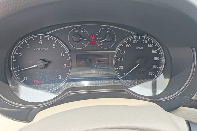Used Nissan Tiida 2013 1.6L CVT Cool Cafe Edition Instrument Cluster