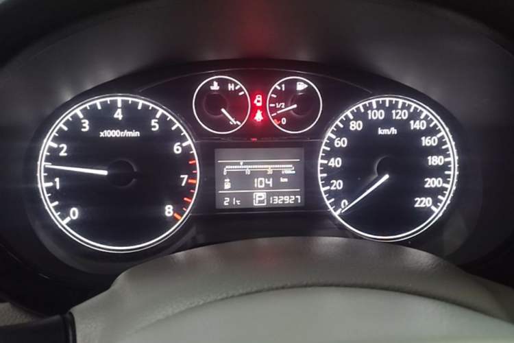 Used Nissan Tiida 2013 1.6L CVT Cool Cafe Edition Instrument Cluster