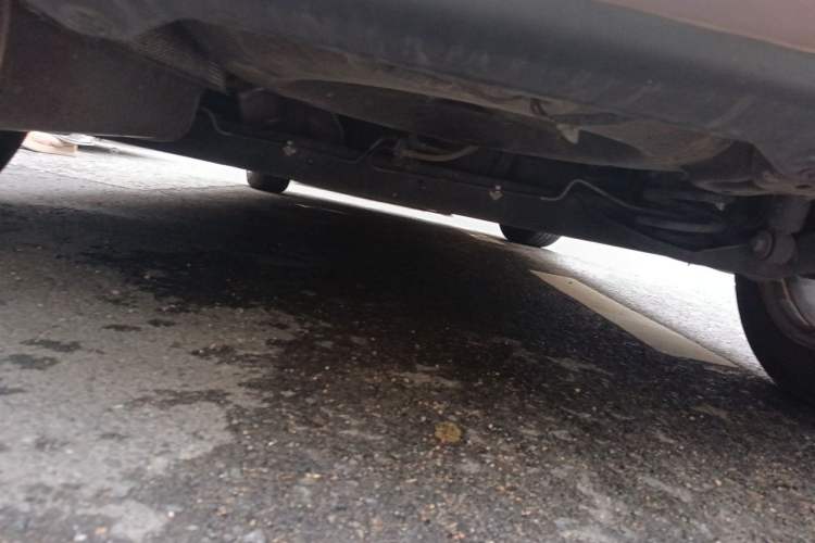 Used Nissan Tiida 2013 1.6L CVT Cool Cafe Edition Chassis Rear