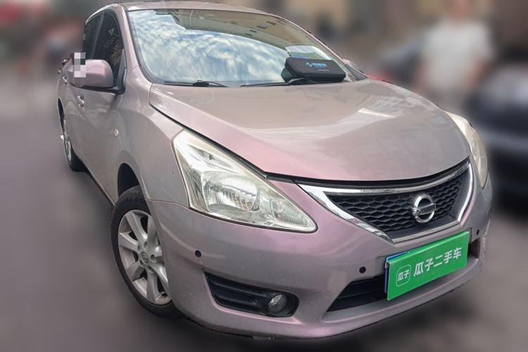 Used Nissan Tiida 2013 1.6L CVT Cool Cafe Edition Front Right 45 Deg