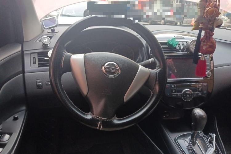 Used Nissan Tiida 2013 1.6L CVT Cool Cafe Edition Steering Wheel