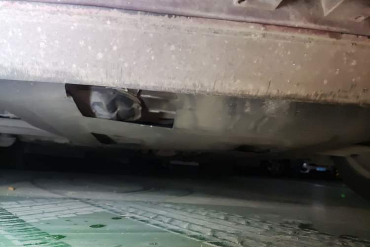 Used Nissan Tiida 2013 1.6L CVT Cool Cafe Edition Chassis Front