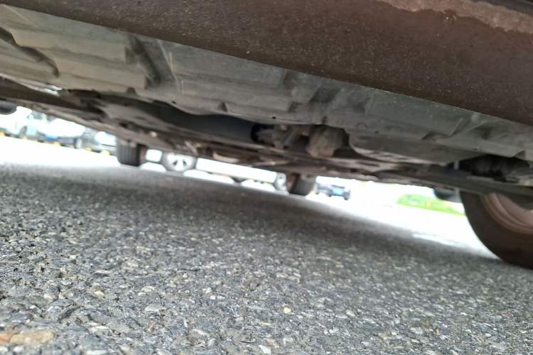Used Nissan Tiida 2013 1.6L CVT Cool Cafe Edition Chassis Front