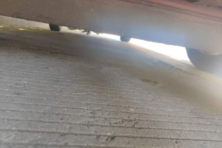 Used Nissan Tiida 2013 1.6L CVT Cool Cafe Edition Chassis Front