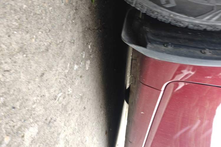 Used Nissan Tiida 2013 1.6L CVT Cool Cafe Edition Chassis Front Left