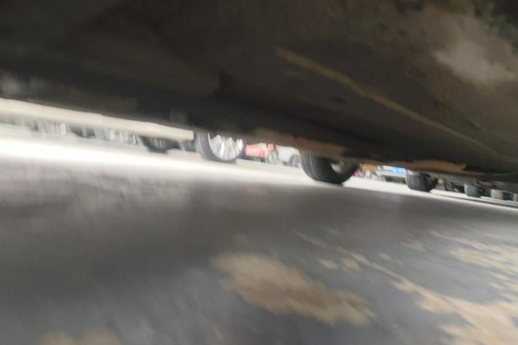 Used Nissan Tiida 2013 1.6L CVT Cool Cafe Edition Chassis Front Left
