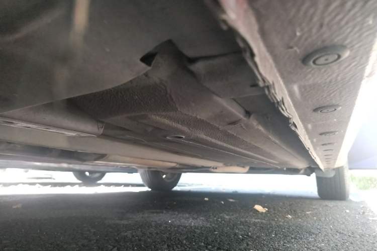 Used Nissan Tiida 2013 1.6L CVT Cool Cafe Edition Chassis Front Left