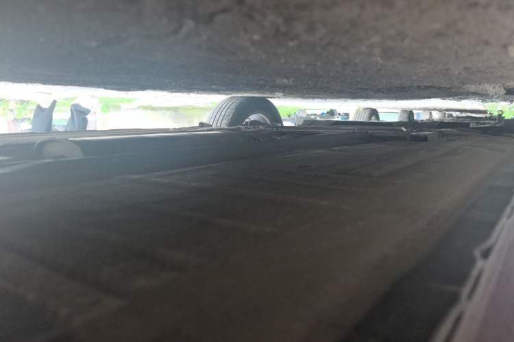 Used Nissan Tiida 2013 1.6L CVT Cool Cafe Edition Chassis Front Left