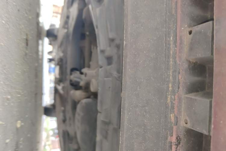 Used Nissan Tiida 2013 1.6L CVT Cool Cafe Edition Chassis Front