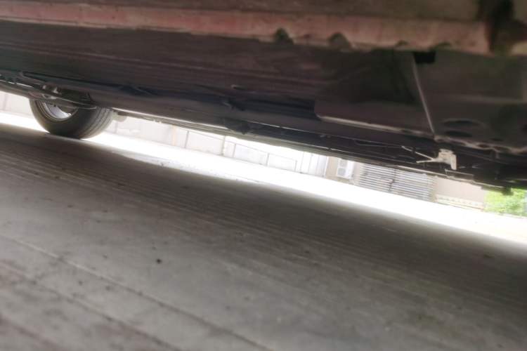 Used Nissan Tiida 2013 1.6L CVT Cool Cafe Edition Chassis Front Right