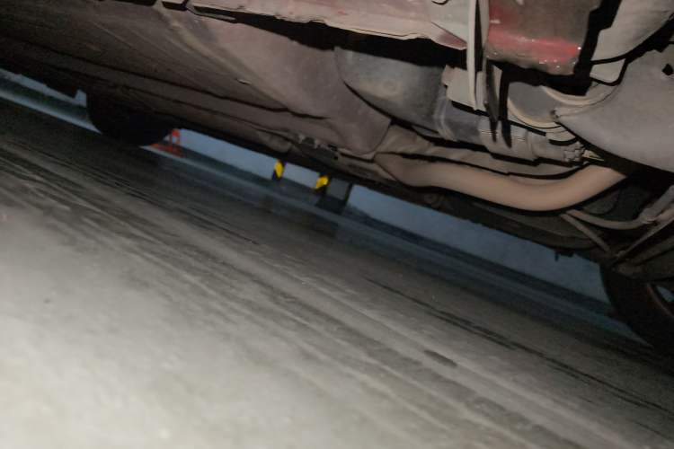 Used Nissan Tiida 2013 1.6L CVT Cool Cafe Edition Chassis Front Right