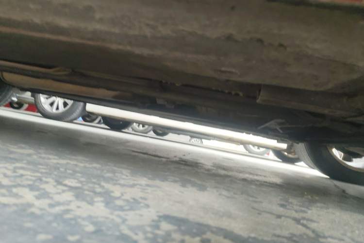 Used Nissan Tiida 2013 1.6L CVT Cool Cafe Edition Chassis Front Right