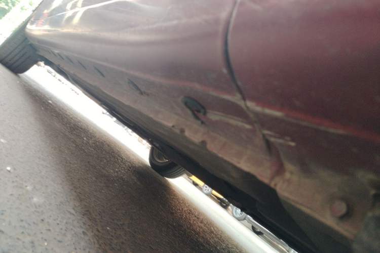 Used Nissan Tiida 2013 1.6L CVT Cool Cafe Edition Chassis Front Right