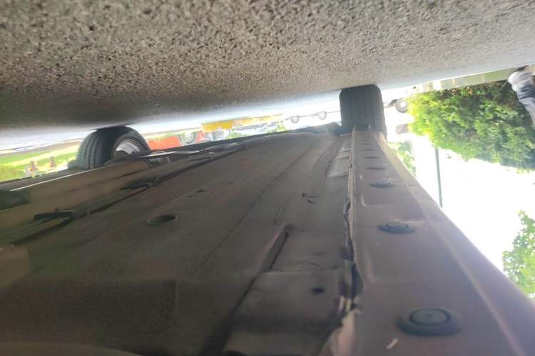 Used Nissan Tiida 2013 1.6L CVT Cool Cafe Edition Chassis Front Right