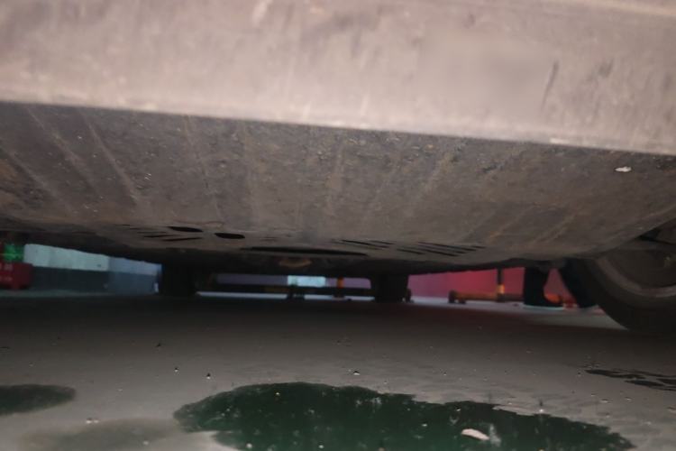Used Nissan Tiida 2013 1.6L CVT Cool Cafe Edition Chassis Front