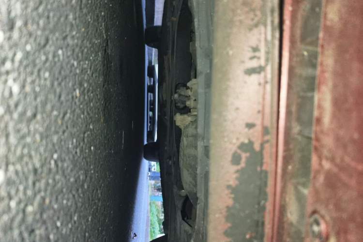 Used Nissan Tiida 2013 1.6L CVT Cool Cafe Edition Chassis Front