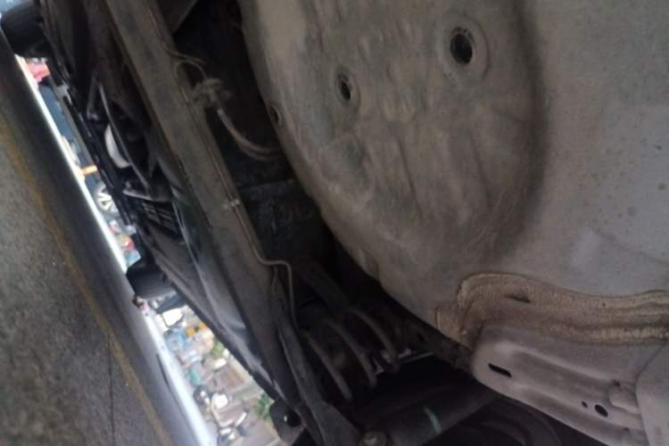 Used Nissan Tiida 2013 1.6L CVT Cool Cafe Edition Chassis Rear