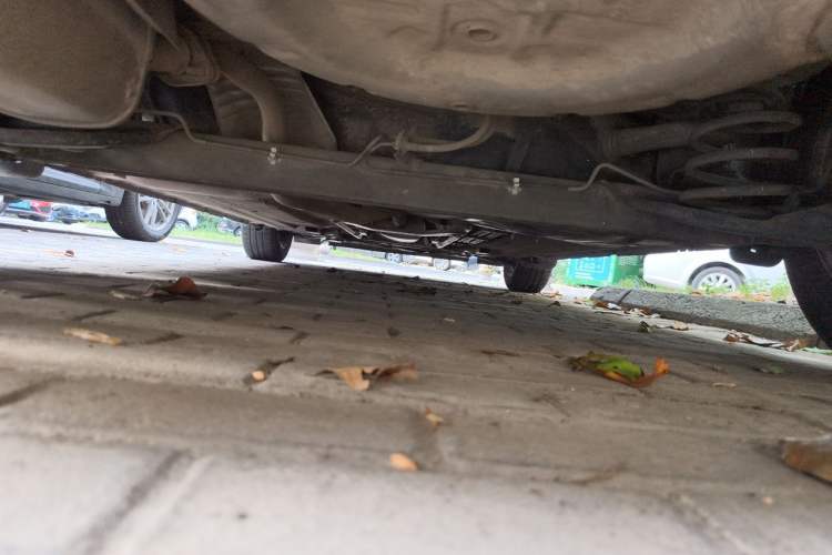 Used Nissan Tiida 2013 1.6L CVT Cool Cafe Edition Chassis Rear