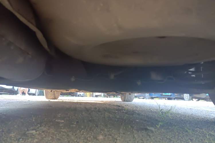 Used Nissan Tiida 2013 1.6L CVT Cool Cafe Edition Chassis Rear