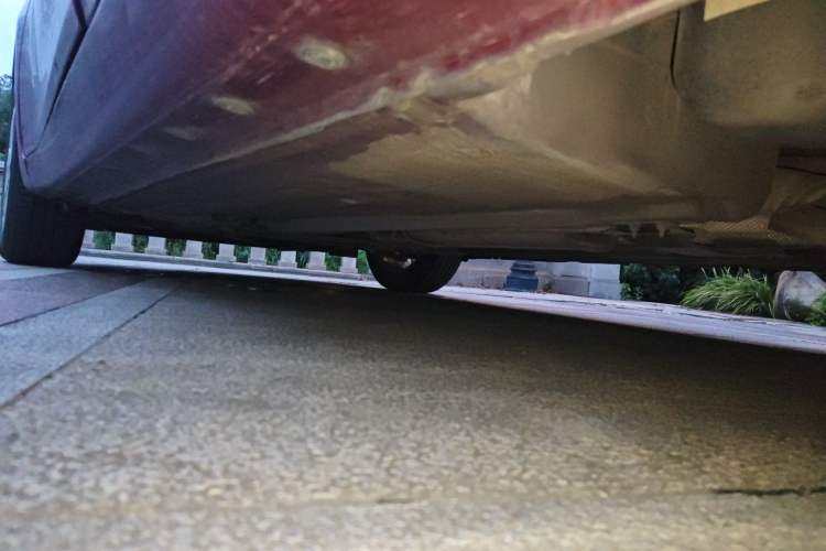 Used Nissan Tiida 2013 1.6L CVT Cool Cafe Edition Chassis Rear Left