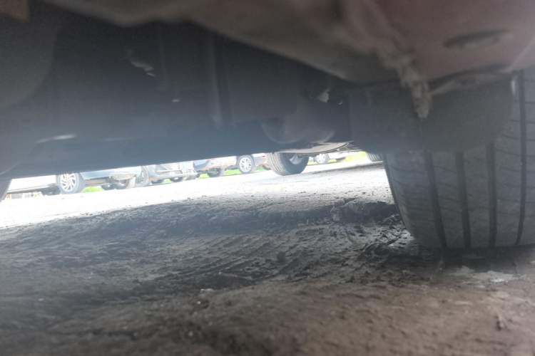 Used Nissan Tiida 2013 1.6L CVT Cool Cafe Edition Chassis Rear Left