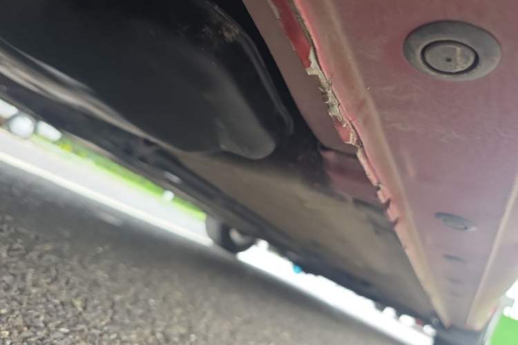 Used Nissan Tiida 2013 1.6L CVT Cool Cafe Edition Chassis Rear Right