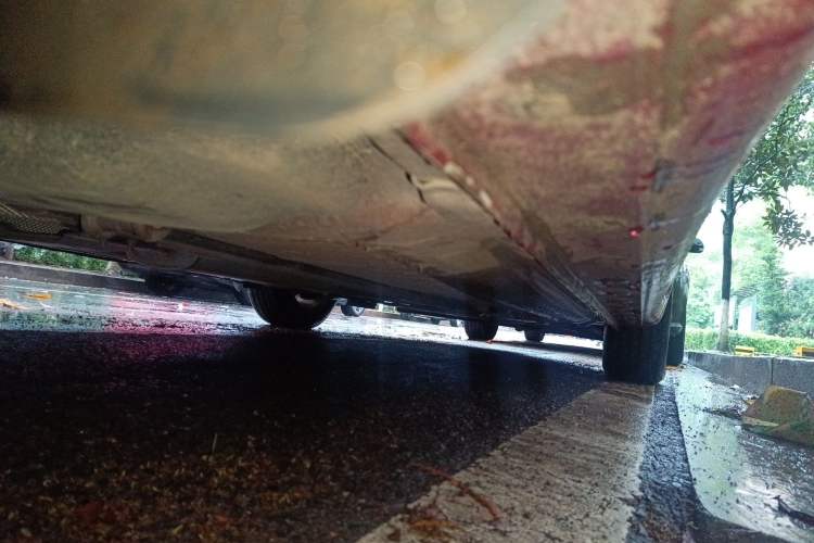 Used Nissan Tiida 2013 1.6L CVT Cool Cafe Edition Chassis Rear Right