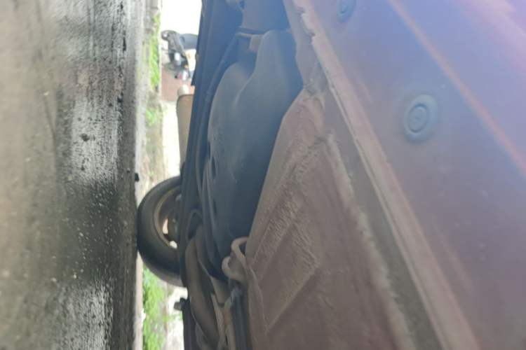 Used Nissan Tiida 2013 1.6L CVT Cool Cafe Edition Chassis Rear Right