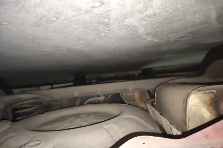 Used Nissan Tiida 2013 1.6L CVT Cool Cafe Edition Chassis Rear