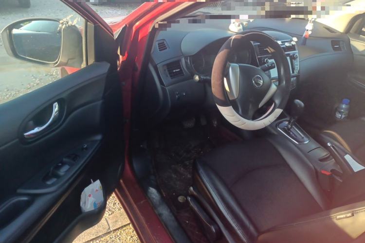 Used Nissan Tiida 2013 1.6L CVT Cool Cafe Edition Driver Seat