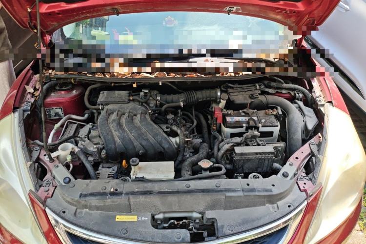 Used Nissan Tiida 2013 1.6L CVT Cool Cafe Edition Engine Bay