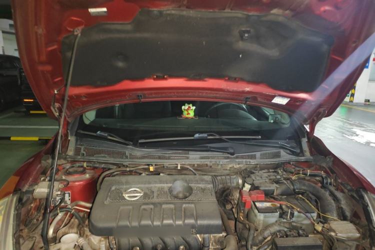 Used Nissan Tiida 2013 1.6L CVT Cool Cafe Edition Engine Bay