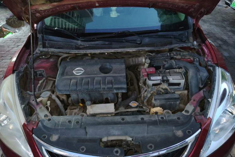 Used Nissan Tiida 2013 1.6L CVT Cool Cafe Edition Engine Bay