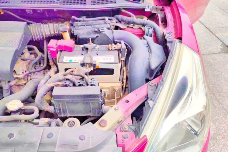 Used Nissan Tiida 2013 1.6L CVT Cool Cafe Edition Engine Bay Left