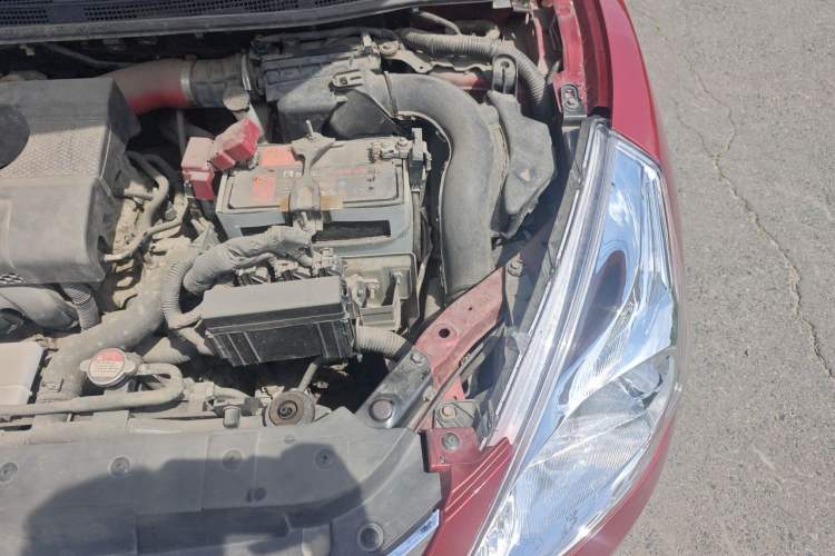Used Nissan Tiida 2013 1.6L CVT Cool Cafe Edition Engine Bay Left