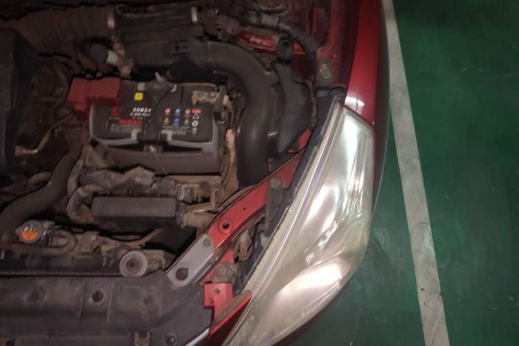 Used Nissan Tiida 2013 1.6L CVT Cool Cafe Edition Engine Bay Left
