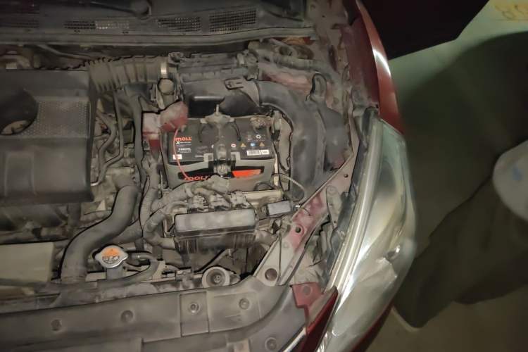 Used Nissan Tiida 2013 1.6L CVT Cool Cafe Edition Engine Bay Left